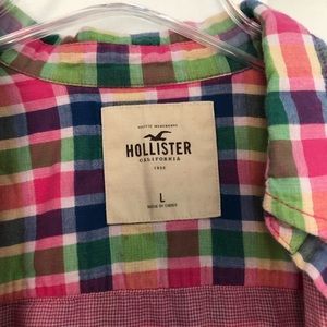 Hollister Tops - Women’s Hollister Plaid Button Down Hollister Tops - Women’s Hollister Plaid Button Down